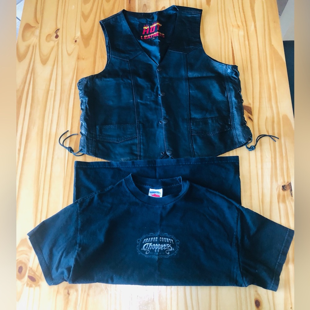 HOT LEATHERS Motorcycle Vest Men's L Leather Black Biker Snap VTG And a Tshirt M